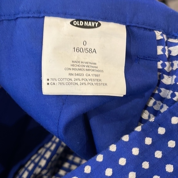 Old Navy Size 0 Polka Dot Shorts - Picture 4 of 4
